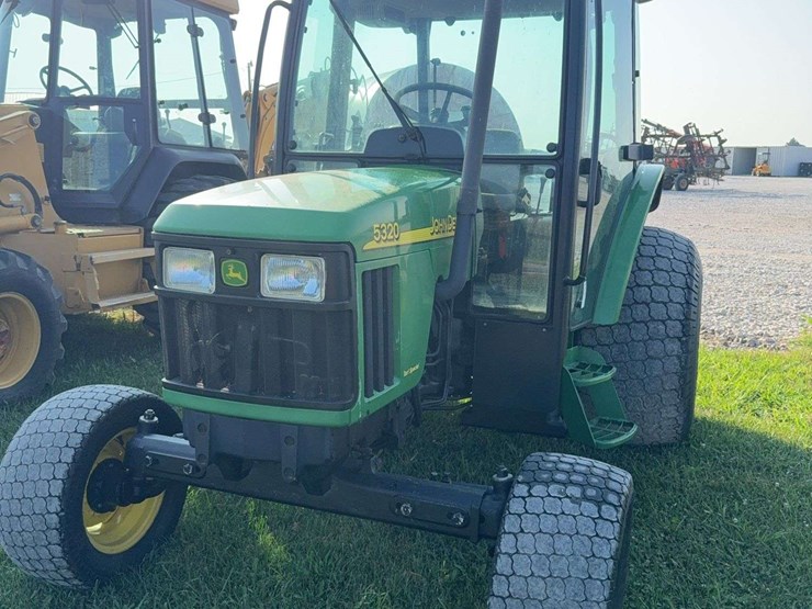 2003-john-deere-5320-image-2