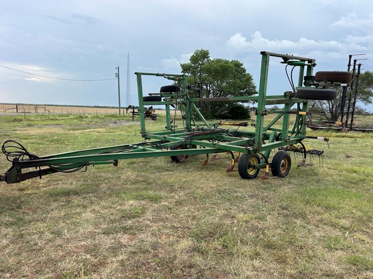 john-deere-1600-image-1