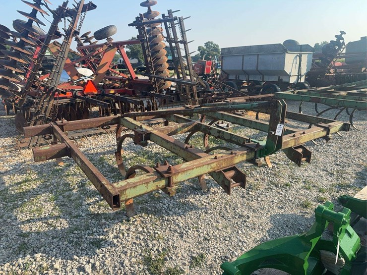 john-deere-1610-image-1
