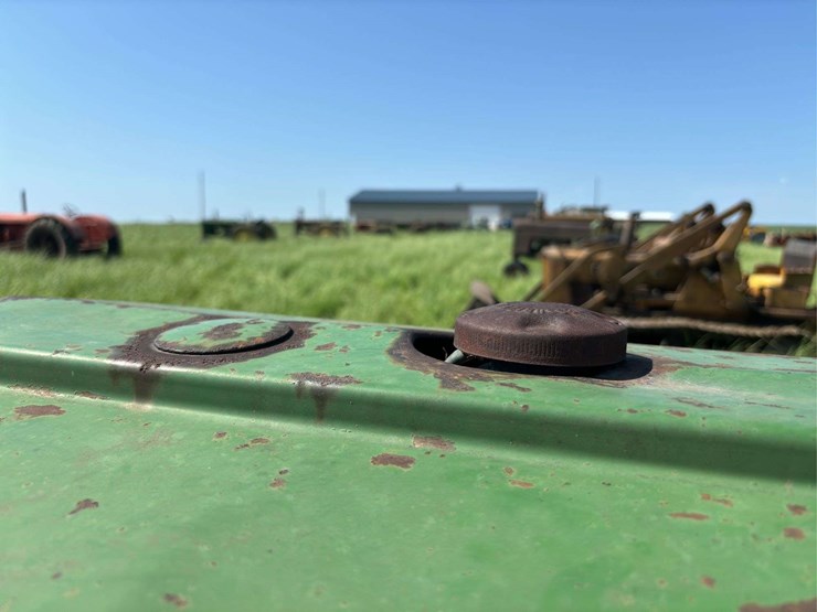 john-deere-70-image-54