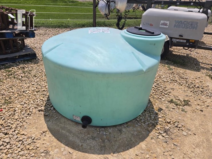 500-gallon-round-tank-image-1