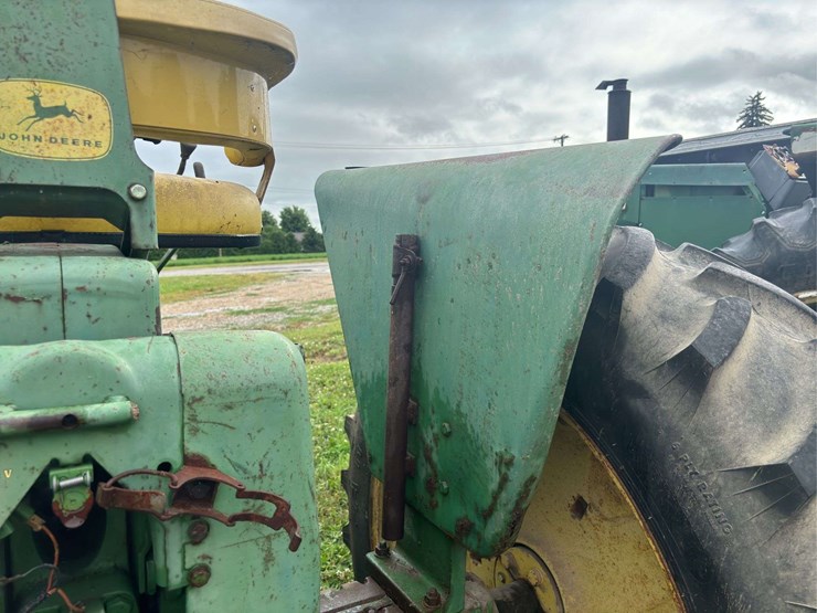 john-deere-2510-image-37