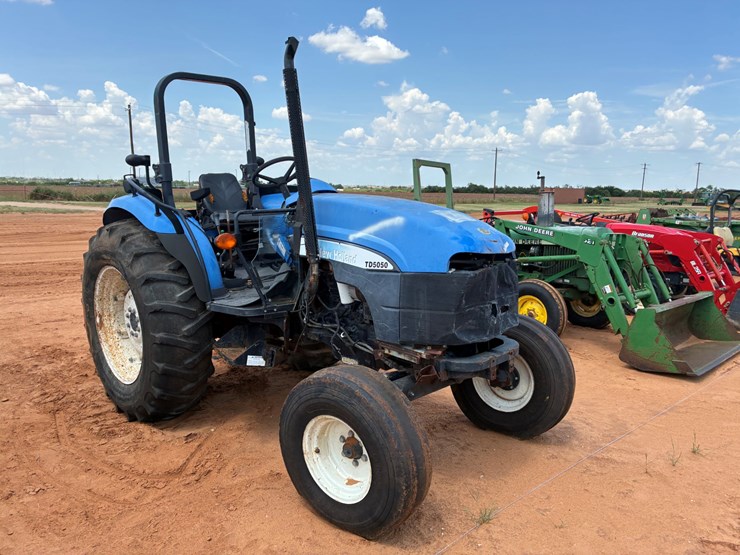 new-holland-td5050-image-2