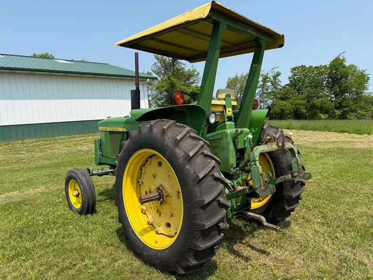 1972-john-deere-3020-image-8