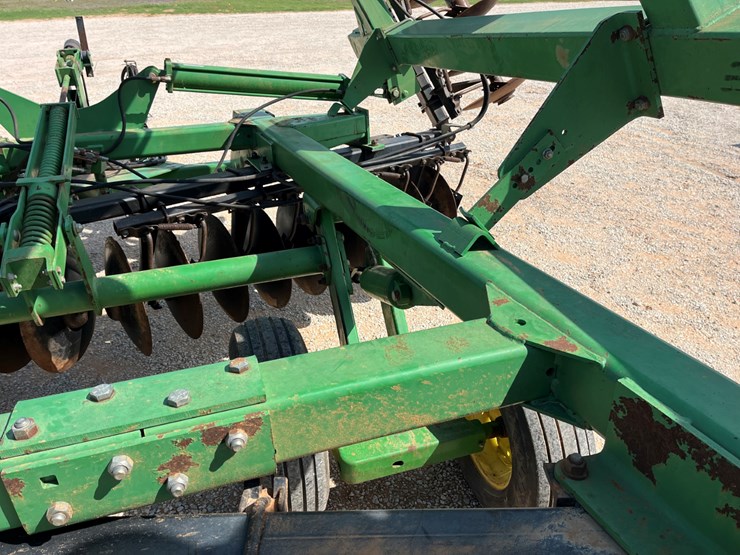 2001-john-deere-637-image-11