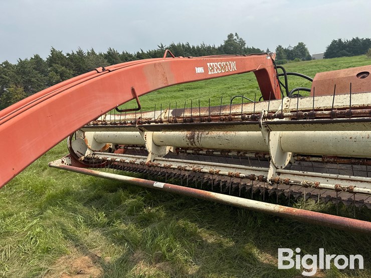 hesston-1014-image-11