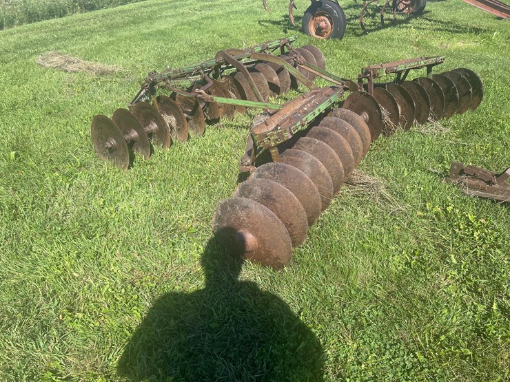 john-deere-8-image-13