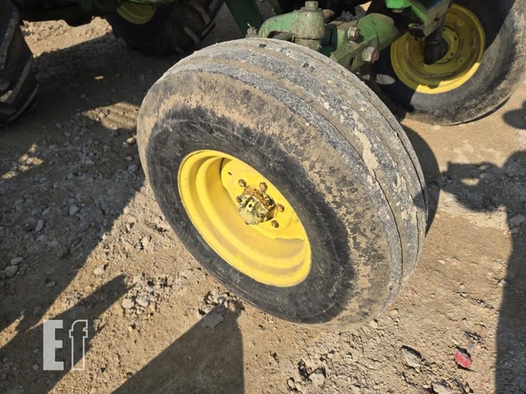 john-deere-4010-image-4