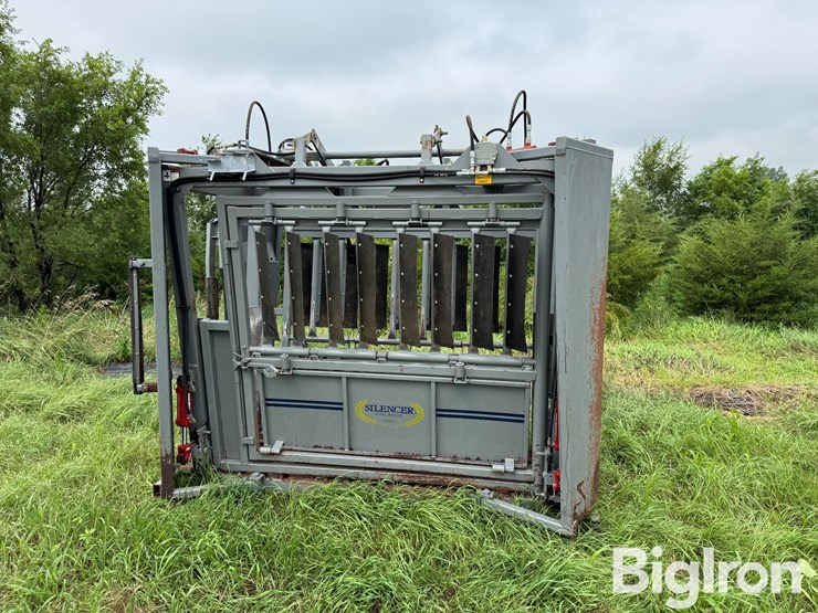 silencer-cattle-chute-image-8