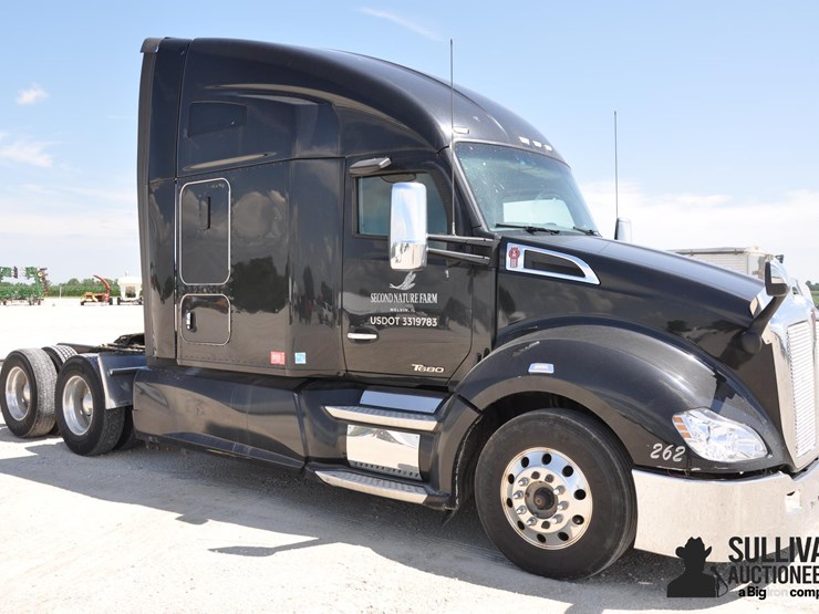 2019-kenworth-t680-image-3