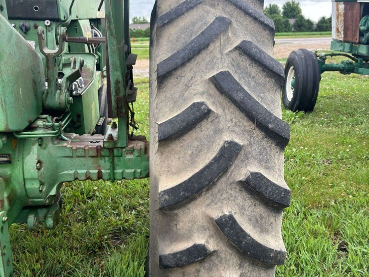 john-deere-2510-image-24