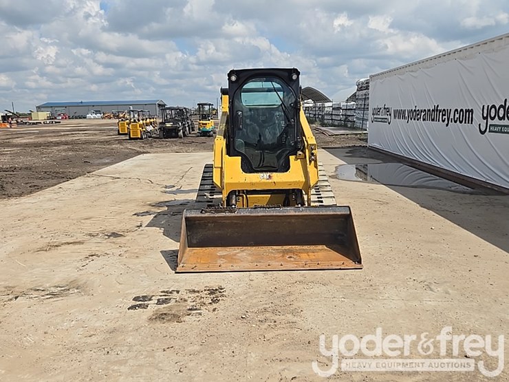 2022-caterpillar-259d3-image-8