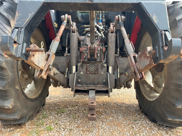 massey-ferguson-6180-image-11