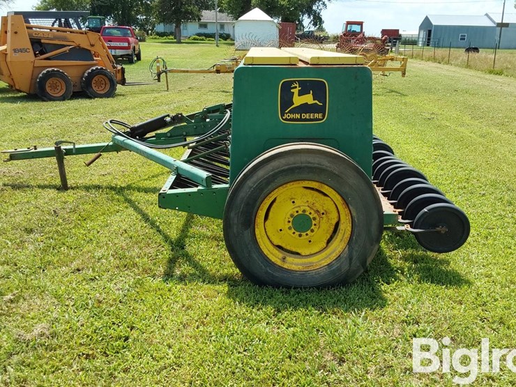 john-deere-8350-image-8