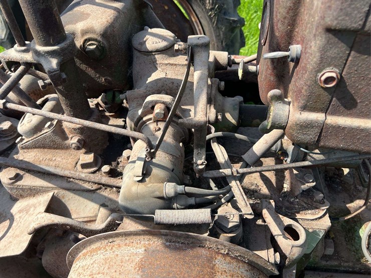 john-deere-h-image-30