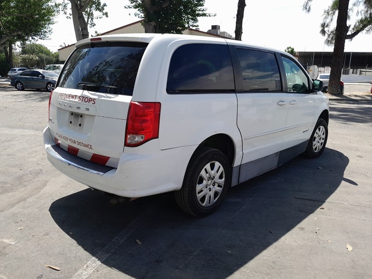 dodge-caravan-image-3