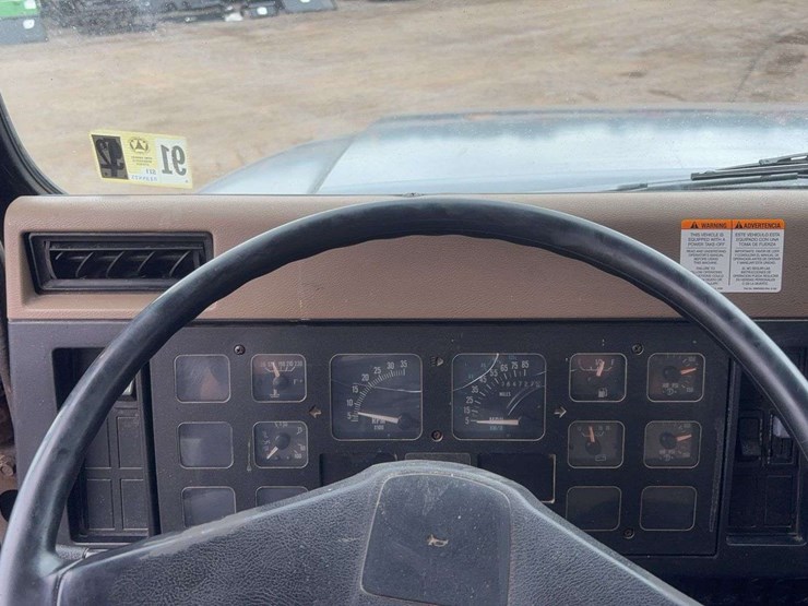 1991-international-4900-image-24