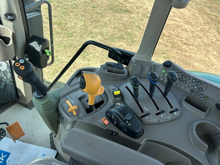 2023-john-deere-6120m-image-27