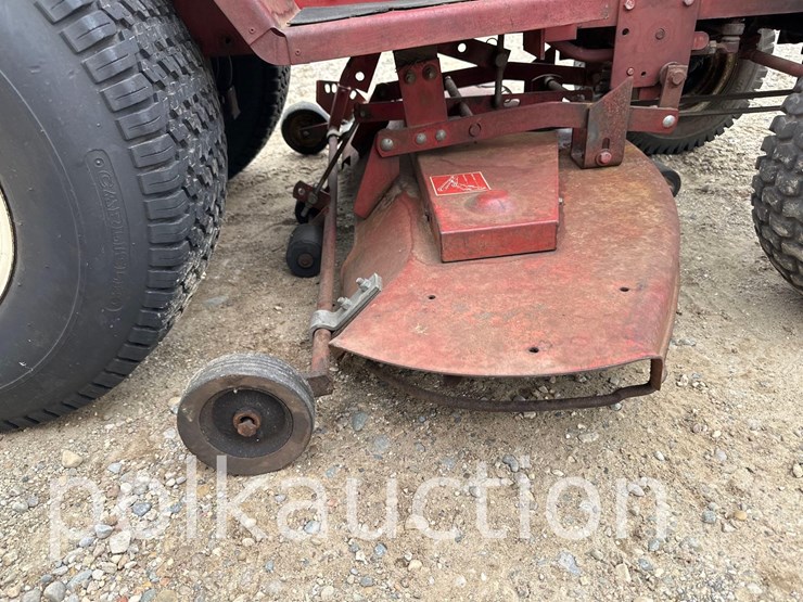 2004-wheelhorse-d180-image-10