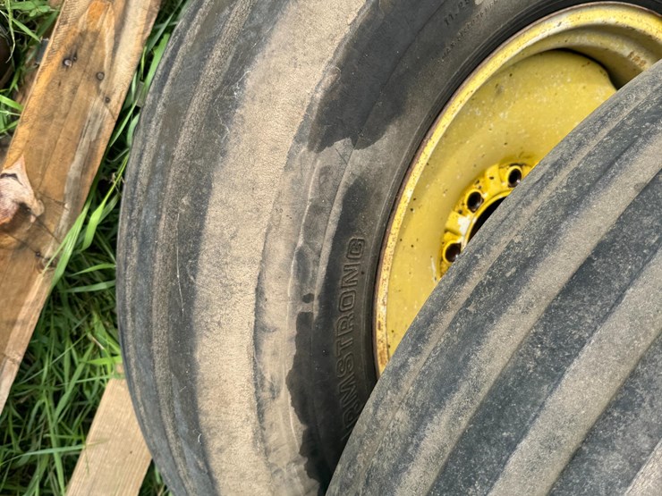 john-deere-3970-image-12