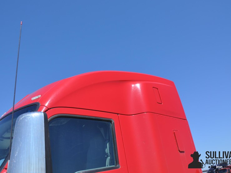 2019-kenworth-t680-image-15