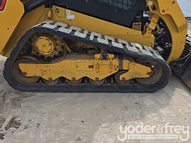 2022-caterpillar-259d3-image-21