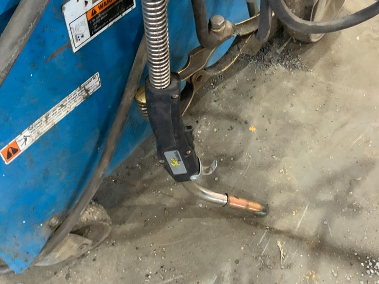 miller-millermatic-350-wire-feed-welder-image-13