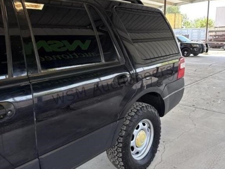 2016-ford-expedition-image-5