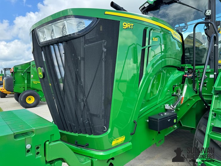 2022-john-deere-9rt-520-image-10