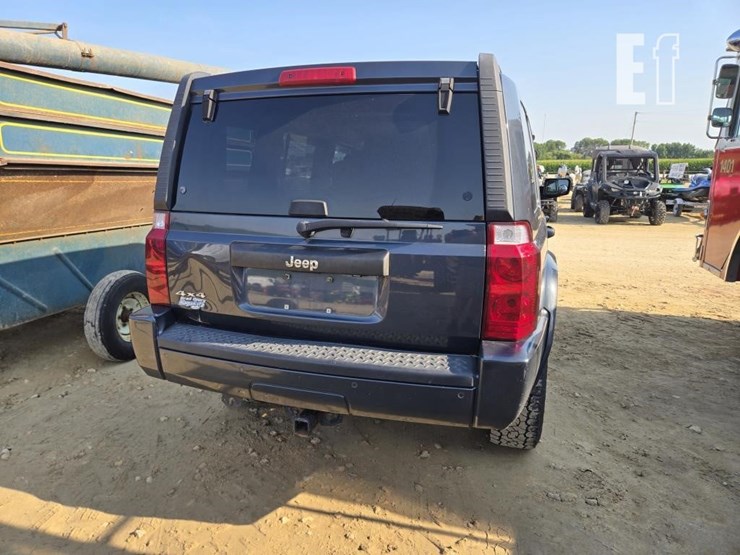 2007-jeep-commander-image-7