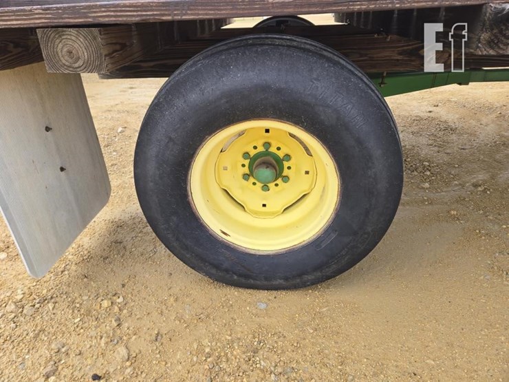 john-deere-1065a-image-9