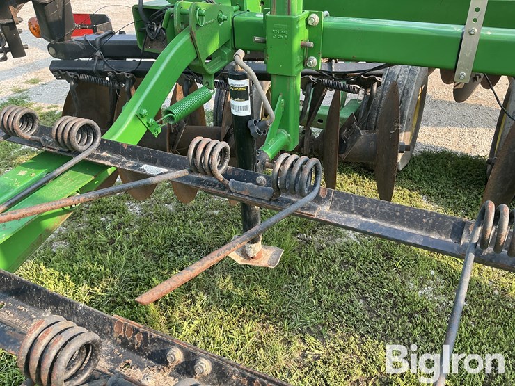 john-deere-637-image-17