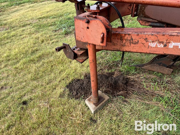 white-6-bottom-plow-image-12