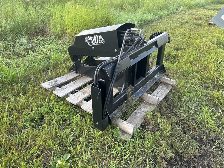 boulder-cat-2.0-rock-digger-with-grapple-image-2