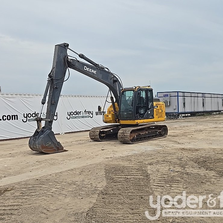 2022 DEERE 130G