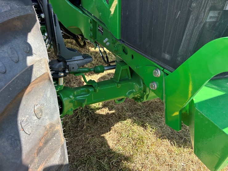 2023-john-deere-6120m-image-22