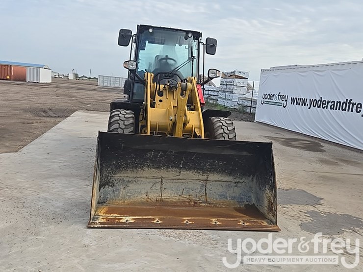 2023-caterpillar-908-image-8
