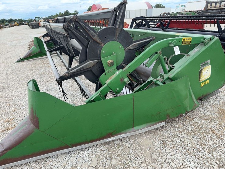 2025-john-deere-918-image-1