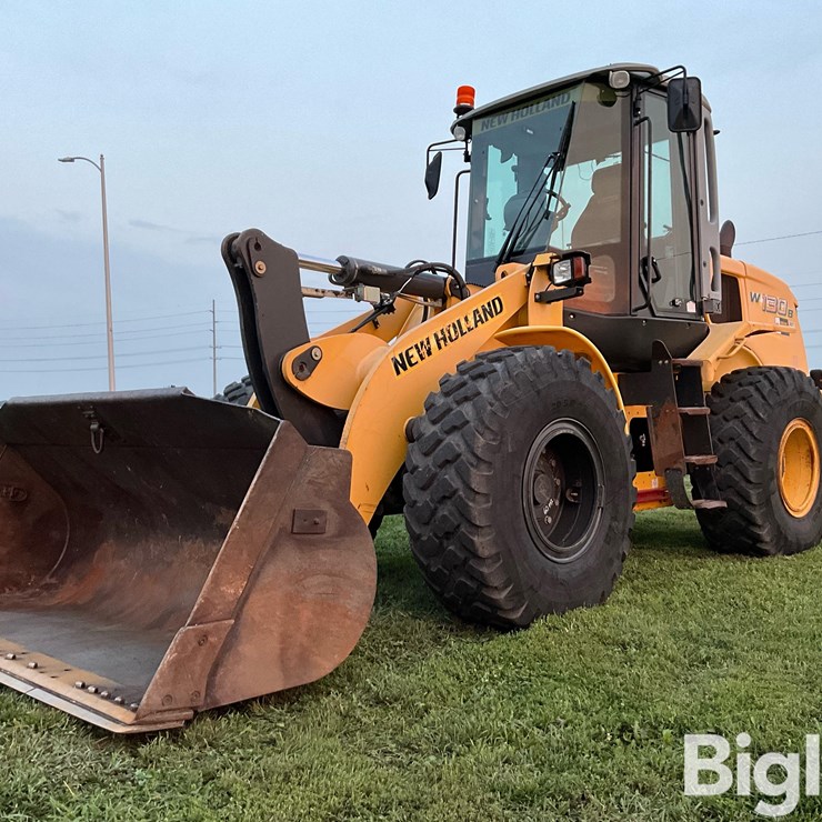 2010 NEW HOLLAND W130B