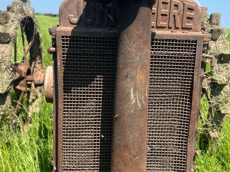 john-deere-model-b-image-9