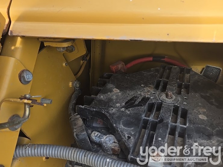 2008-caterpillar-d6n-lgp-image-50