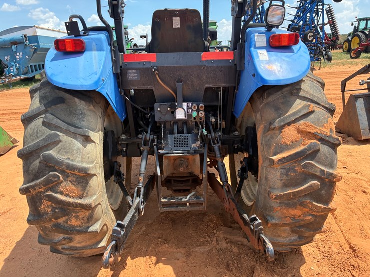 new-holland-td5050-image-5