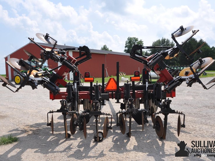 case-ih-2500-image-6