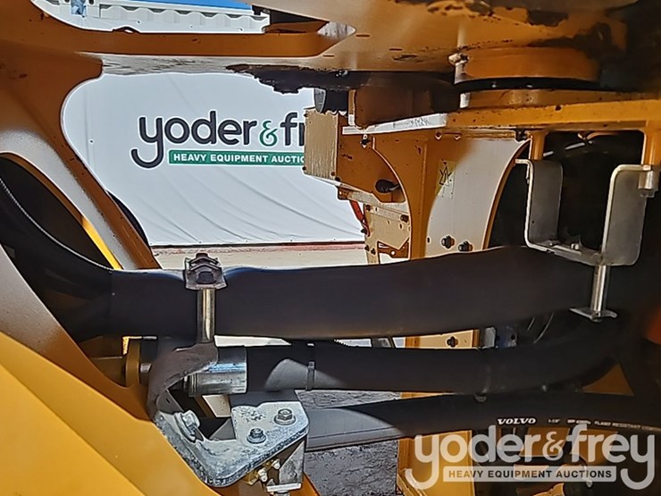 2017-volvo-l110h-image-29