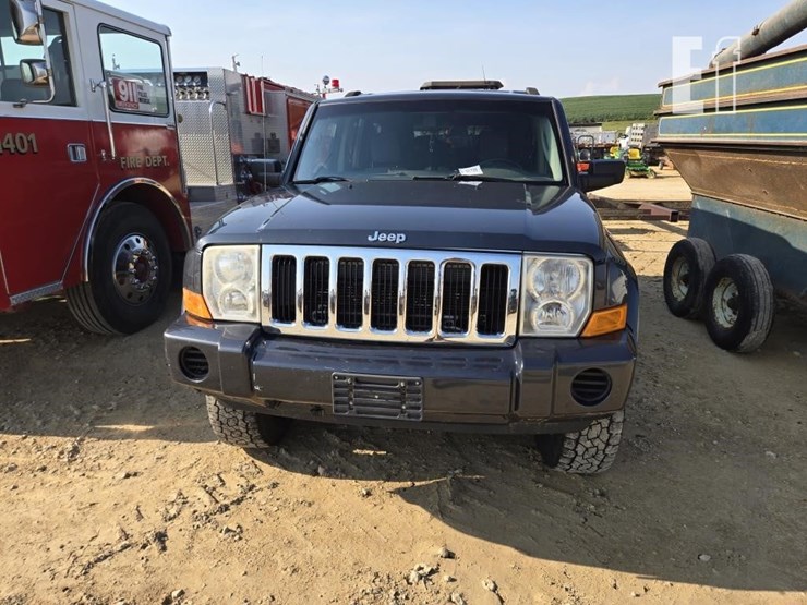 2007-jeep-commander-image-2