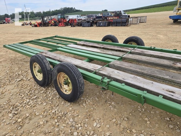 john-deere-28-image-12