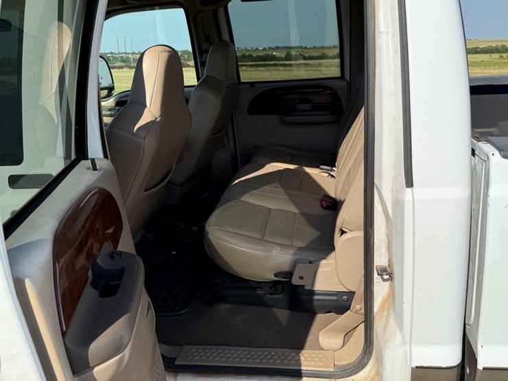 2004-ford-f250-image-19