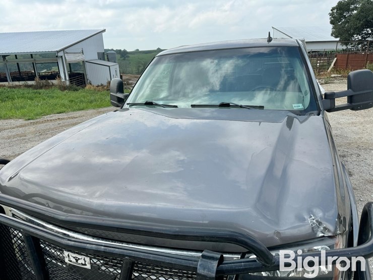 2006-chevrolet-2500hd-image-9