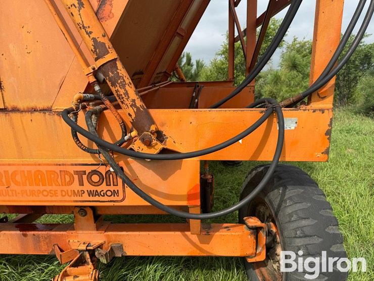 richadton-1200-harvest-wagon-image-14