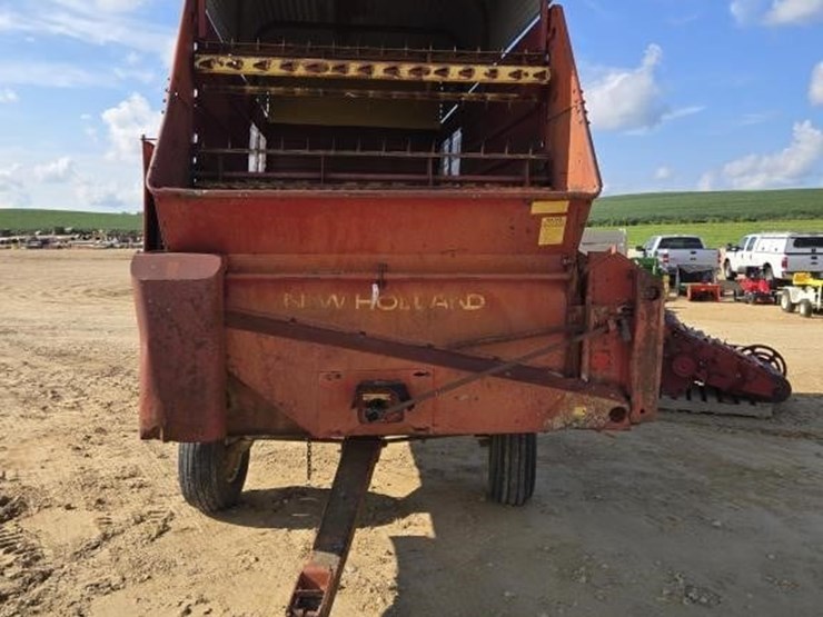 new-holland-8-image-2